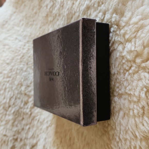 NWT IOB Coach Men's Flask & Key Holder Boxed Set 🖤🔑🍸❤️ - Picture 5 of 16